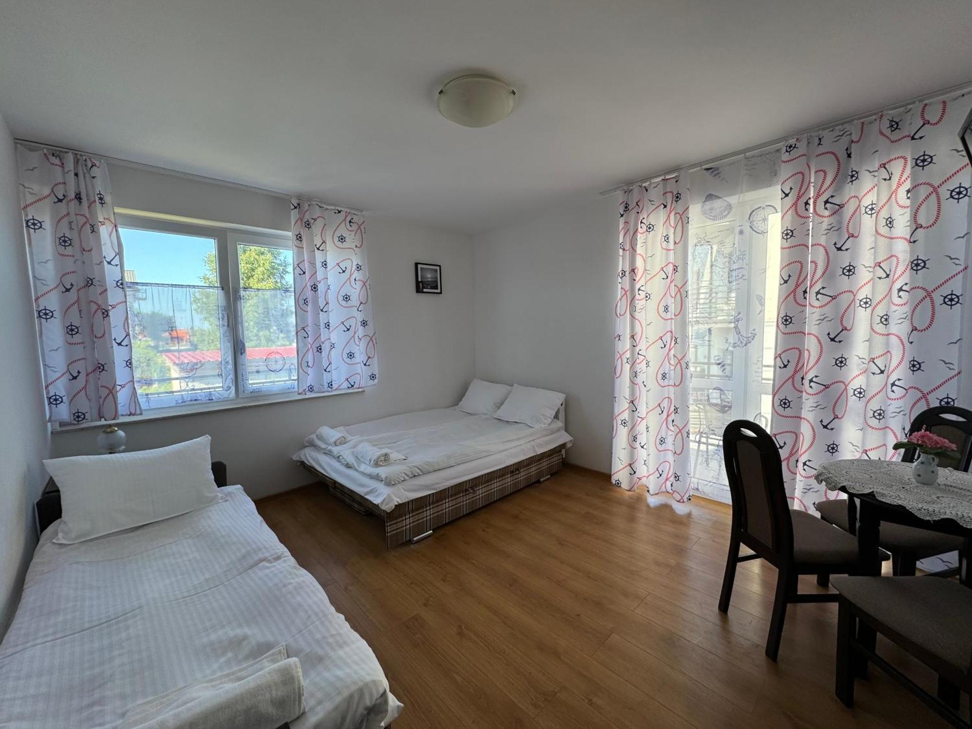 Sloneczny Brzeg Hotel Jaroslawiec Luaran gambar