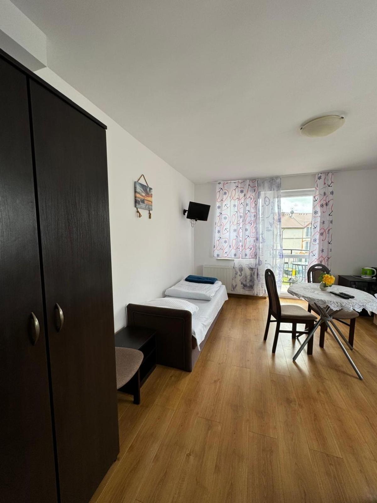 Sloneczny Brzeg Hotel Jaroslawiec Luaran gambar