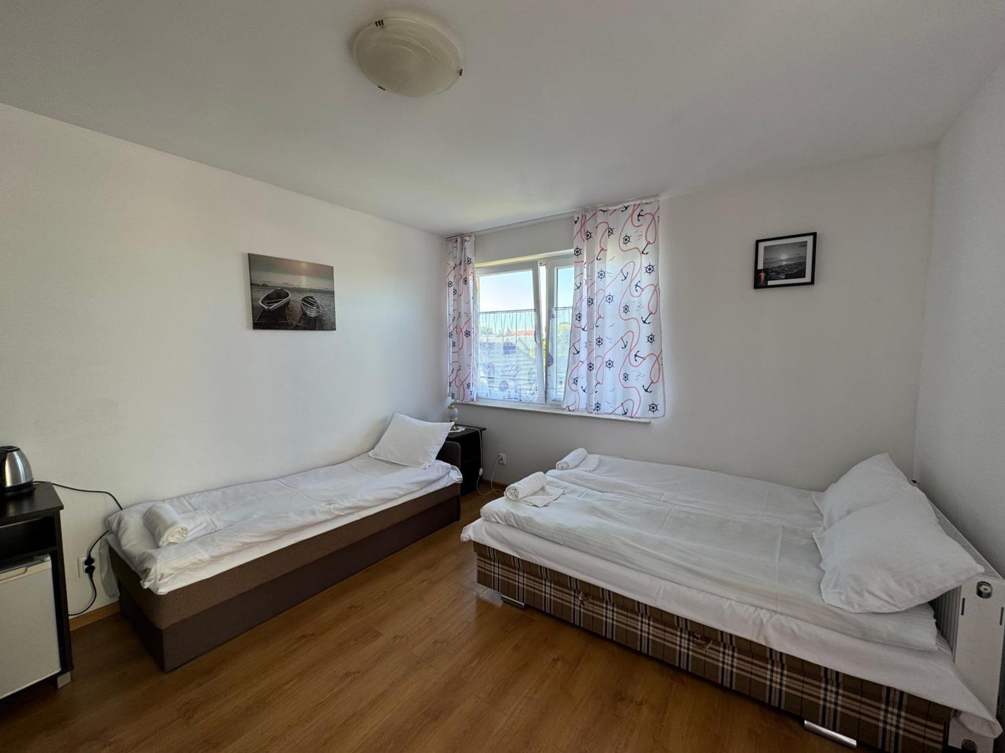 Sloneczny Brzeg Hotel Jaroslawiec Luaran gambar